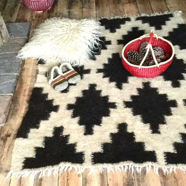 Sheepskin look pillow Cruelty free