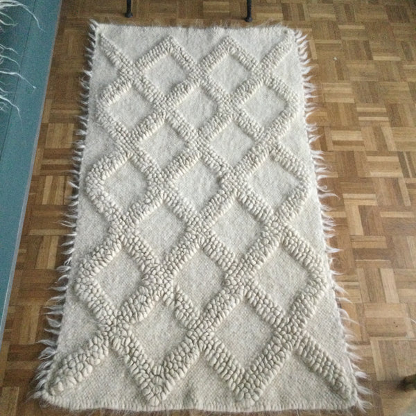 White Rug Organic Sheep Wool Scandinavian Design. Handwoven