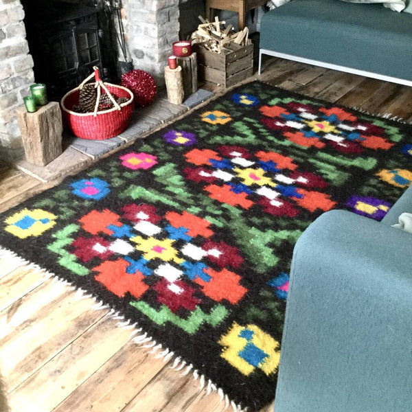 Custom Made Flowers Patchwork Hand woven Wool Rug