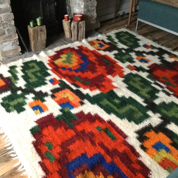 Roses Sheep Wool Handmade Rug Custom Made