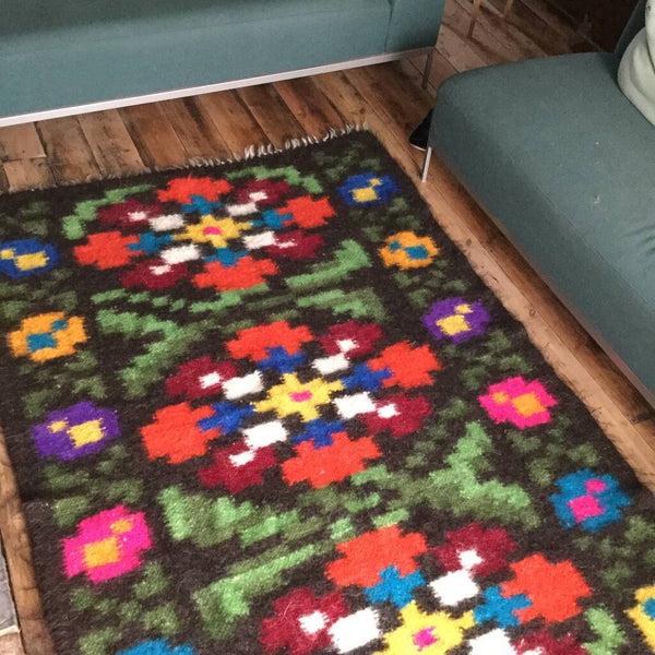 Custom Made Flowers Patchwork Hand woven Wool Rug