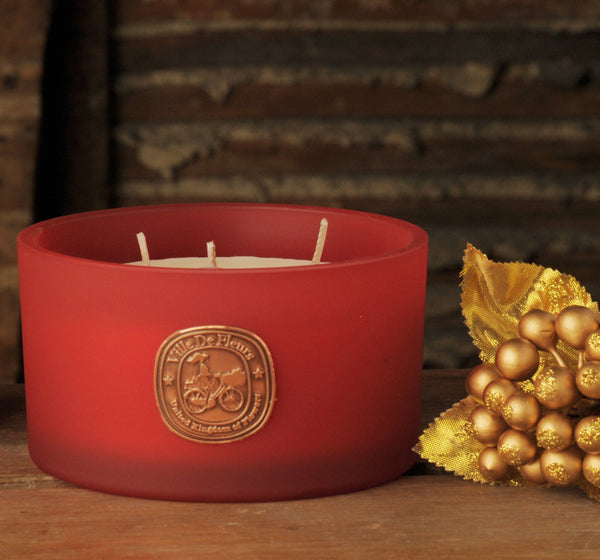 Christmas scented candle