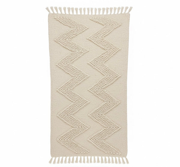 White ZigZag Rug Organic Sheep Wool Scandi Style. Handwoven