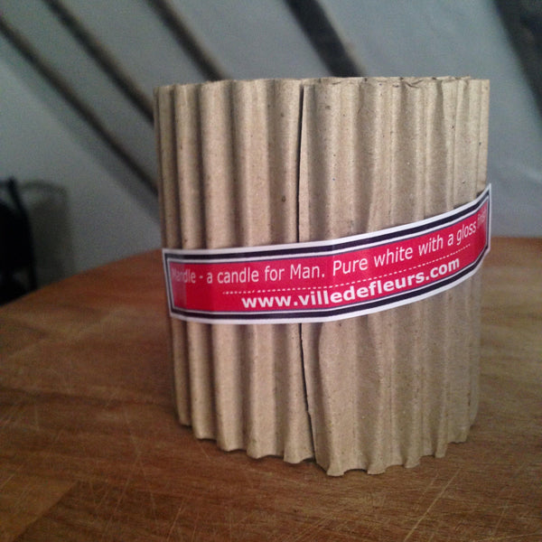 Ville de Fleurs Mandle  Candle | Coffee & Tobacco Scented